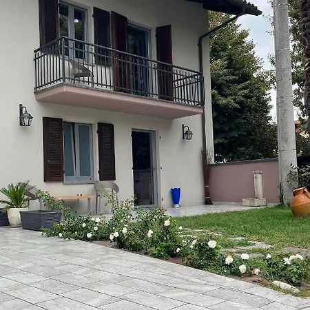 L'Alba Bed & Breakfast Magliano Alfieri Bagian luar foto